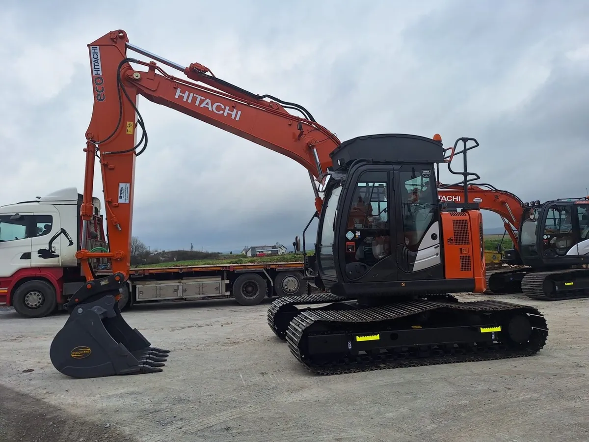 ✅2021 Hitachi ZX135USLC-6💯 - Image 1