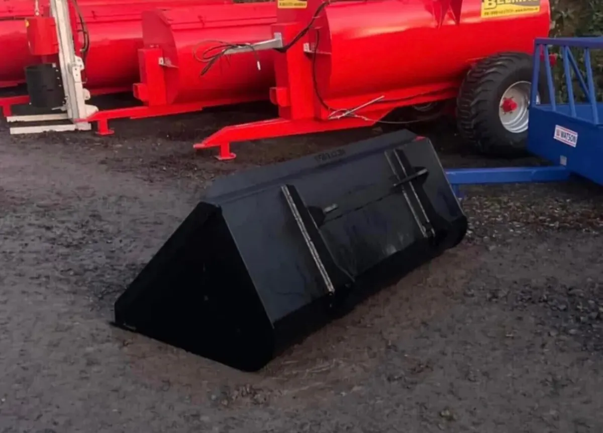 FRONT BUCKET MCCLEARY 7FT6 PIN AND CONE - Image 2