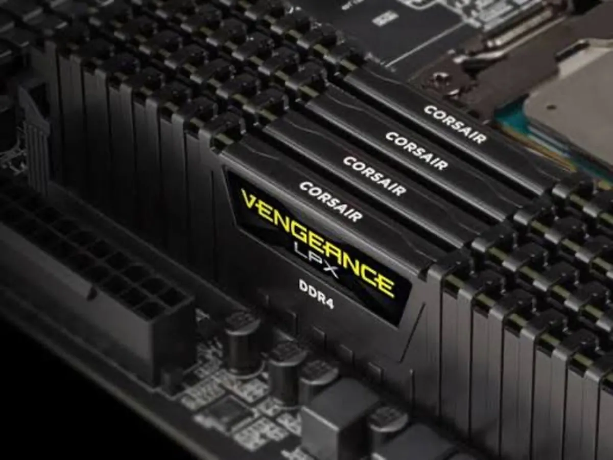 Corsair 32GB (4x8GB) Vengeance LPX DDR4 3000MHz - Image 4