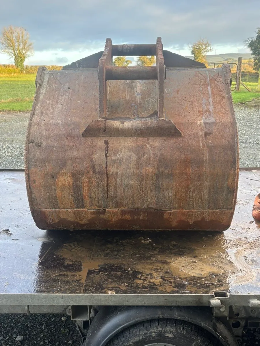 Digging Bucket 65mm Pin - Image 3