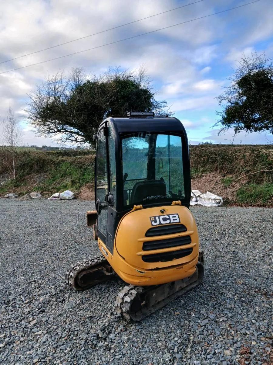 2011 jcb 8018 - Image 3