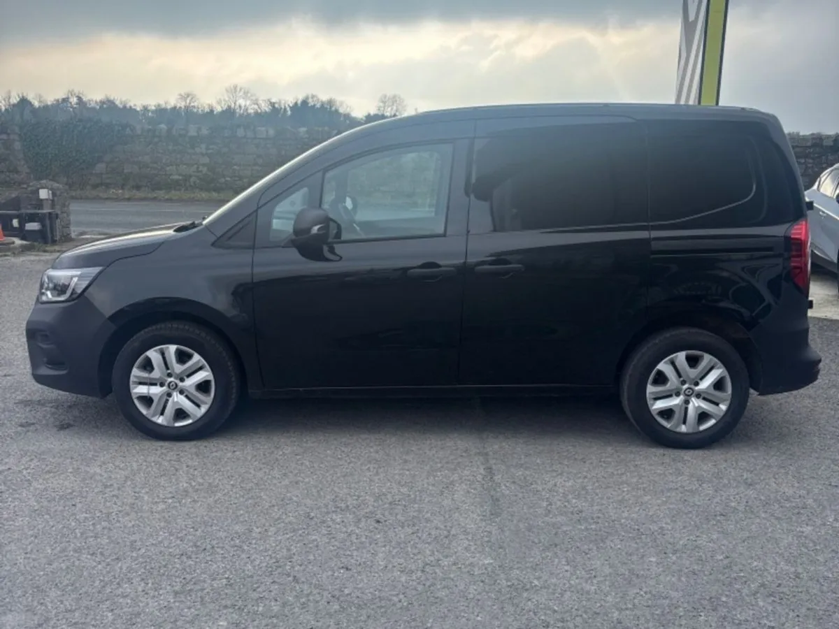 Renault Kangoo Advance 95 Bhp (Black) ex vat price - Image 4