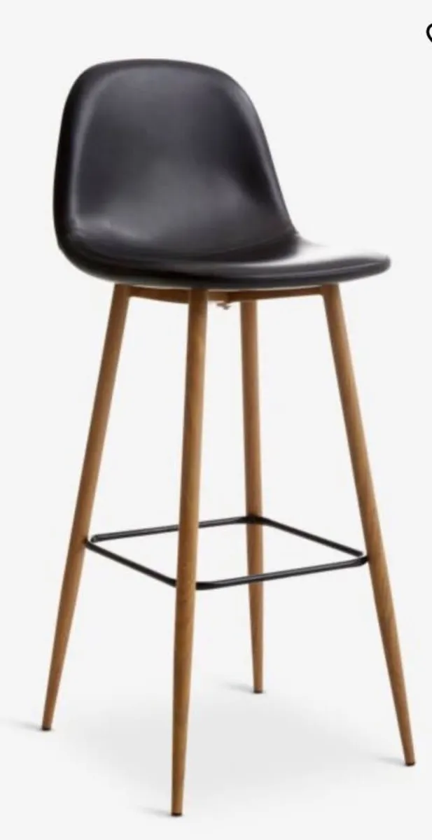 2  new island/bar stools with black seat & timber