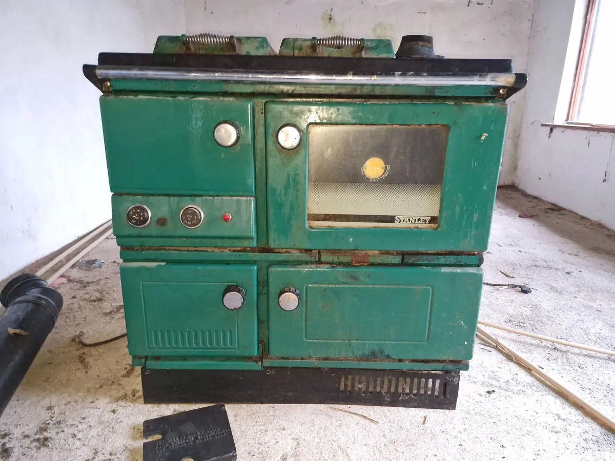 Stanley oil fired cooker - Image 2