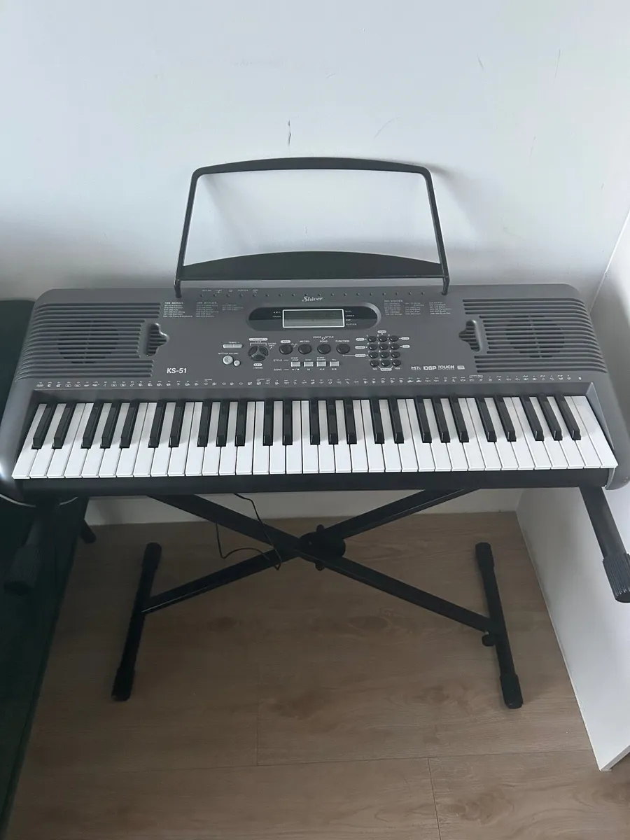 Electronic keyboard (66 Key) - Image 1