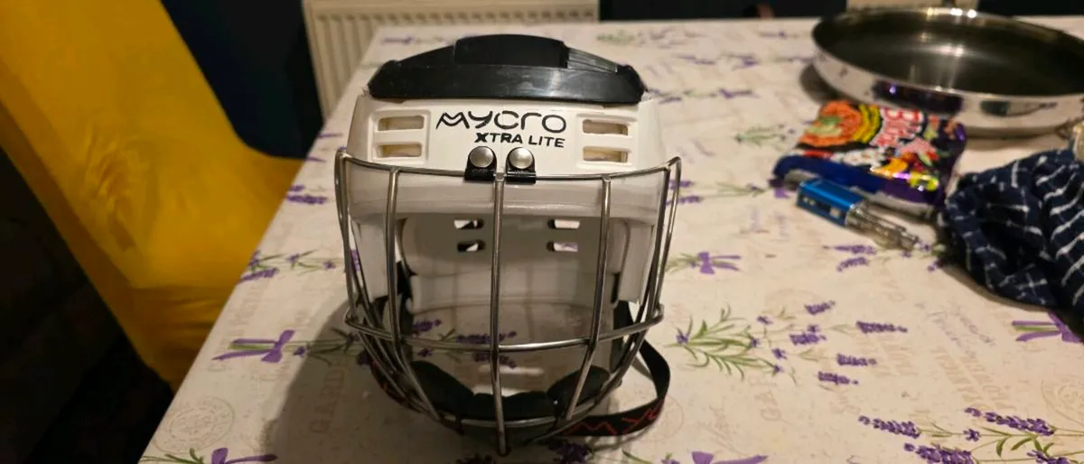 Mycro xtra lite helmet - Image 1