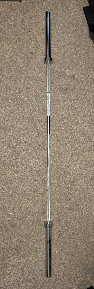 20kg 7ft Barbell & 2x 20kg 2x 15kg weights - Image 1