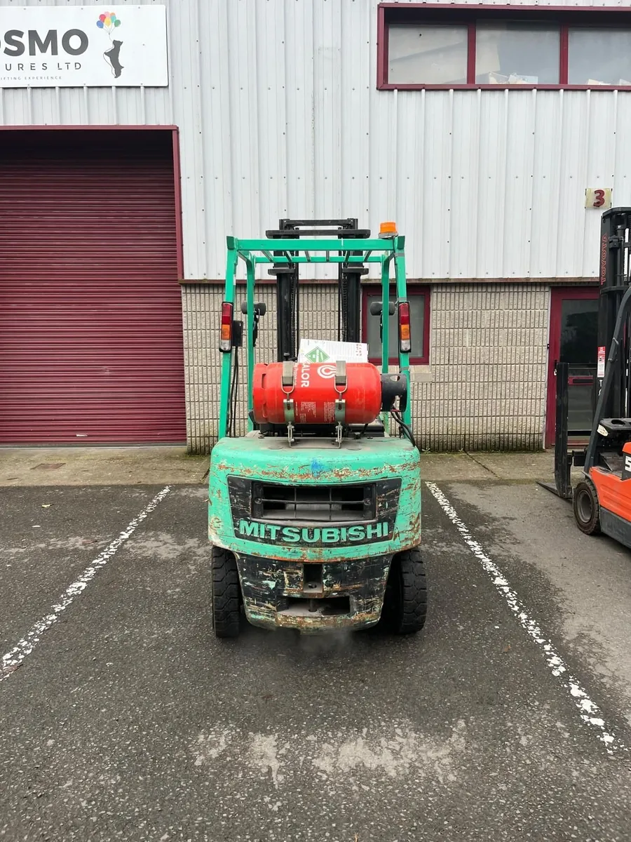 Mitsubishi Forklift - Image 1