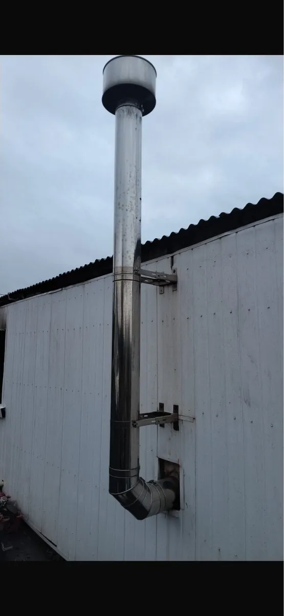 Garage Stove and Aluminium Flue - Image 4