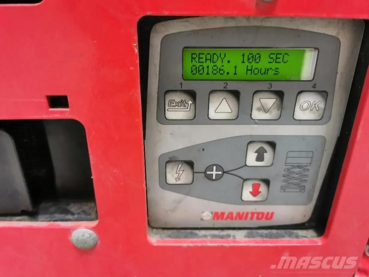 MANITOU 100 SEC SCISSOR LIFT 190 hrs - Image 3