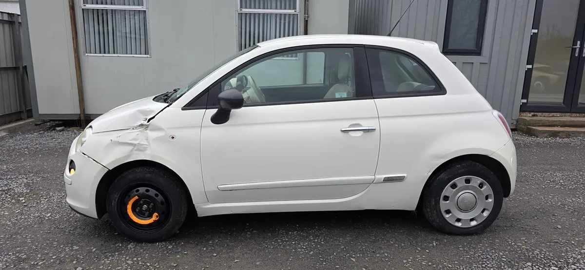 10 FIAT 500 1.2 PETROL - Image 4
