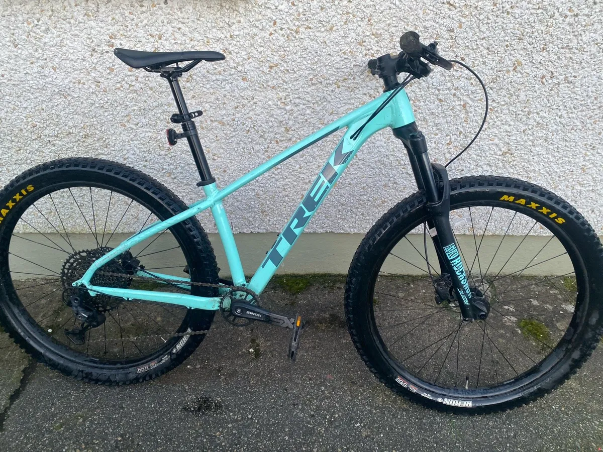 Bicycle trek roscoe 7 - Image 1