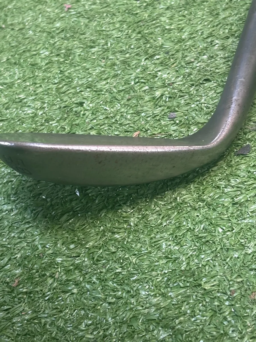 Titleist Vokey SM10 RH Wedge (58° 08M) – €120 - Image 2