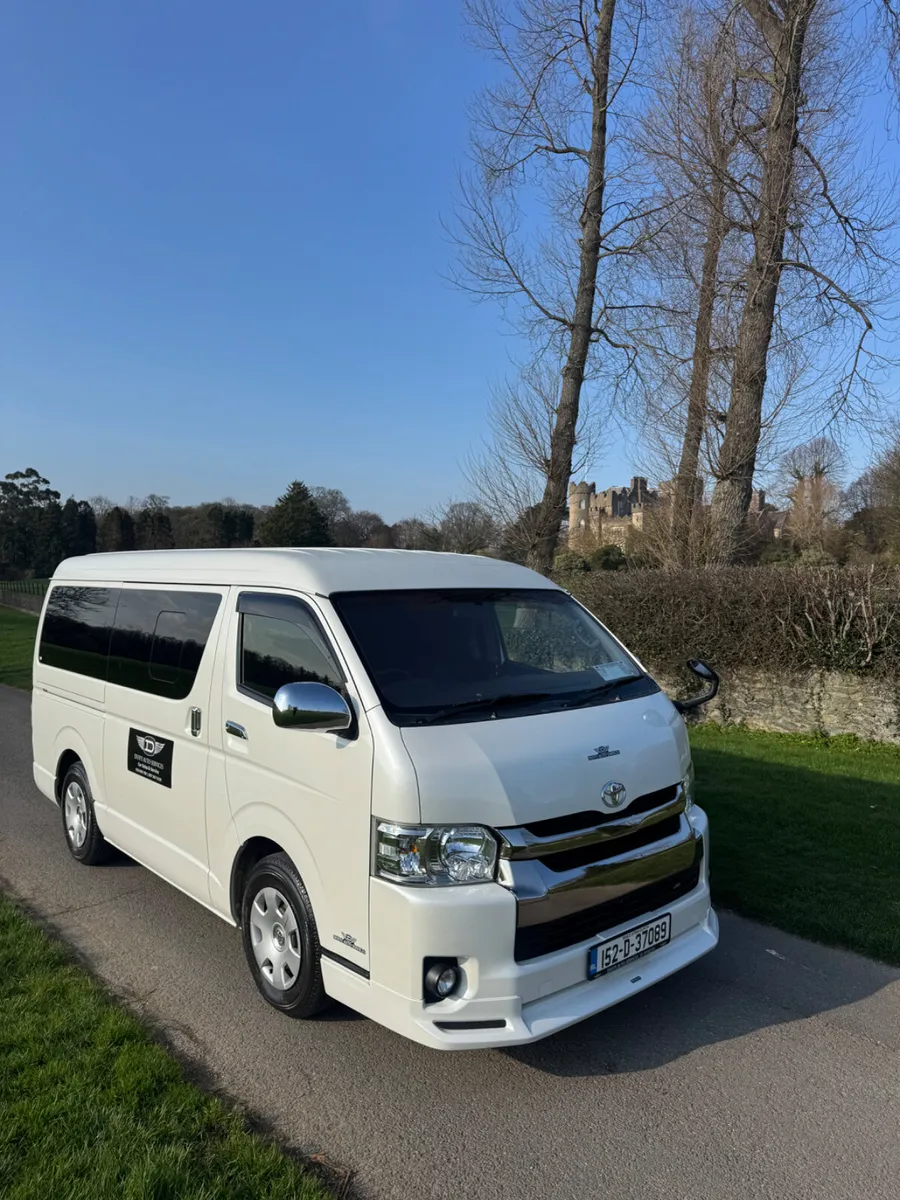 152 Toyota Hiace CAMPER 3.0L AUTO - Image 1
