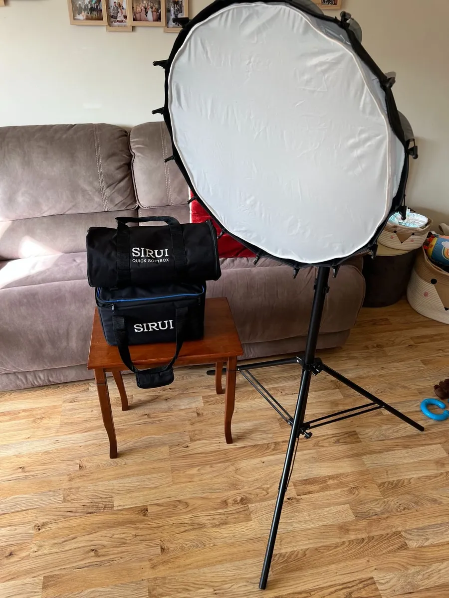 SIRUI C60B Softbox Light - Image 1