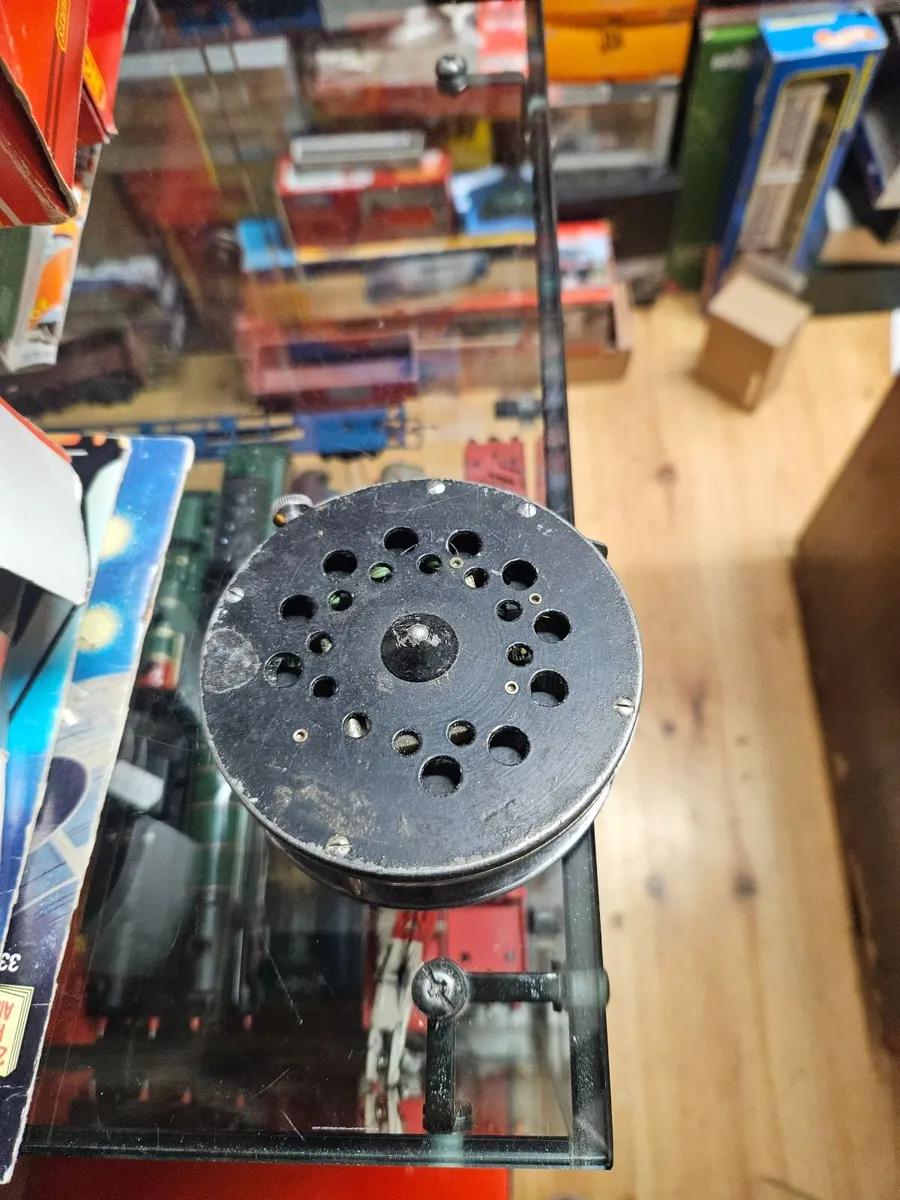 Vintage Fishing Reel - Image 1