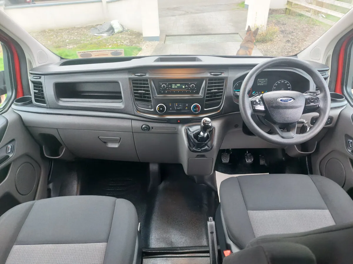 TRANSIT CUSTOM 182' 5 SEATER / FACTORY CREWCAB - Image 3