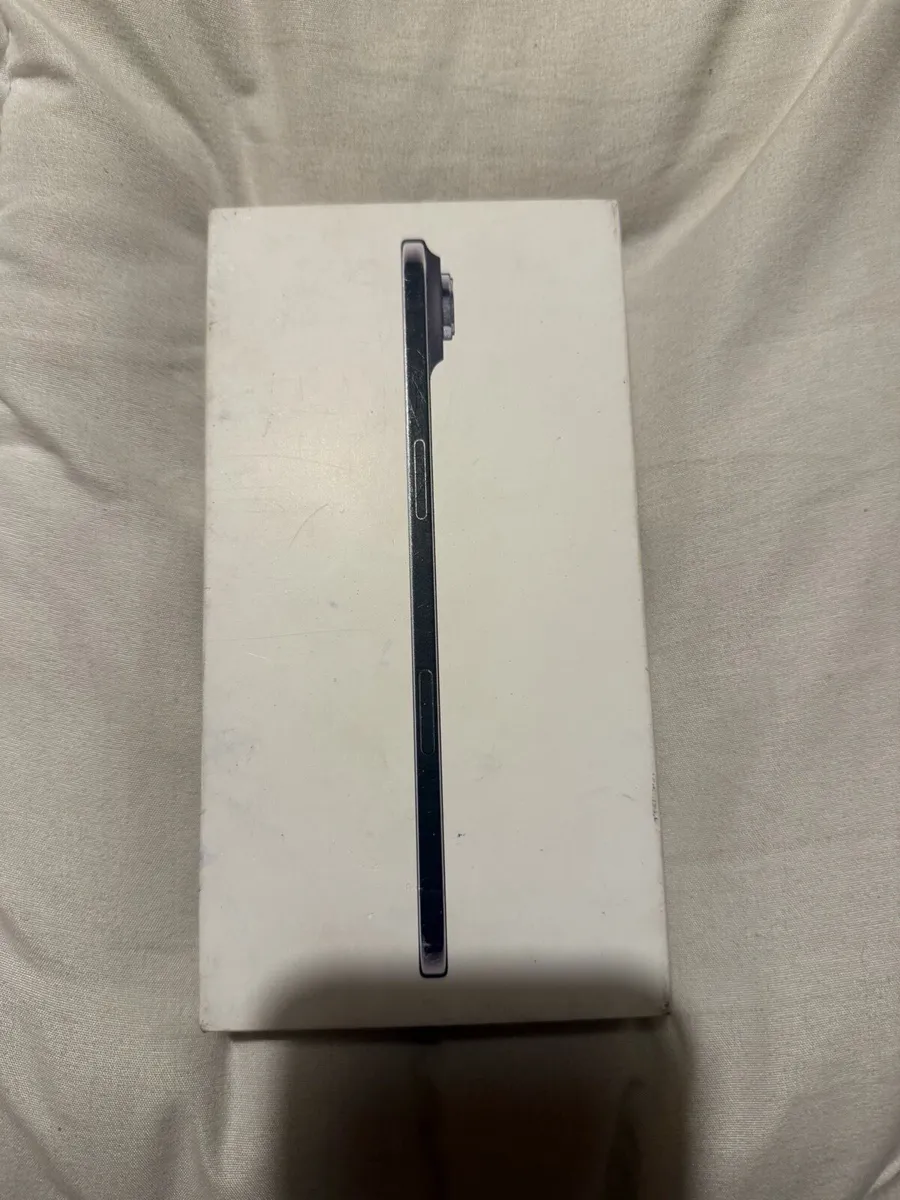 iPhone 17 Air - Image 1