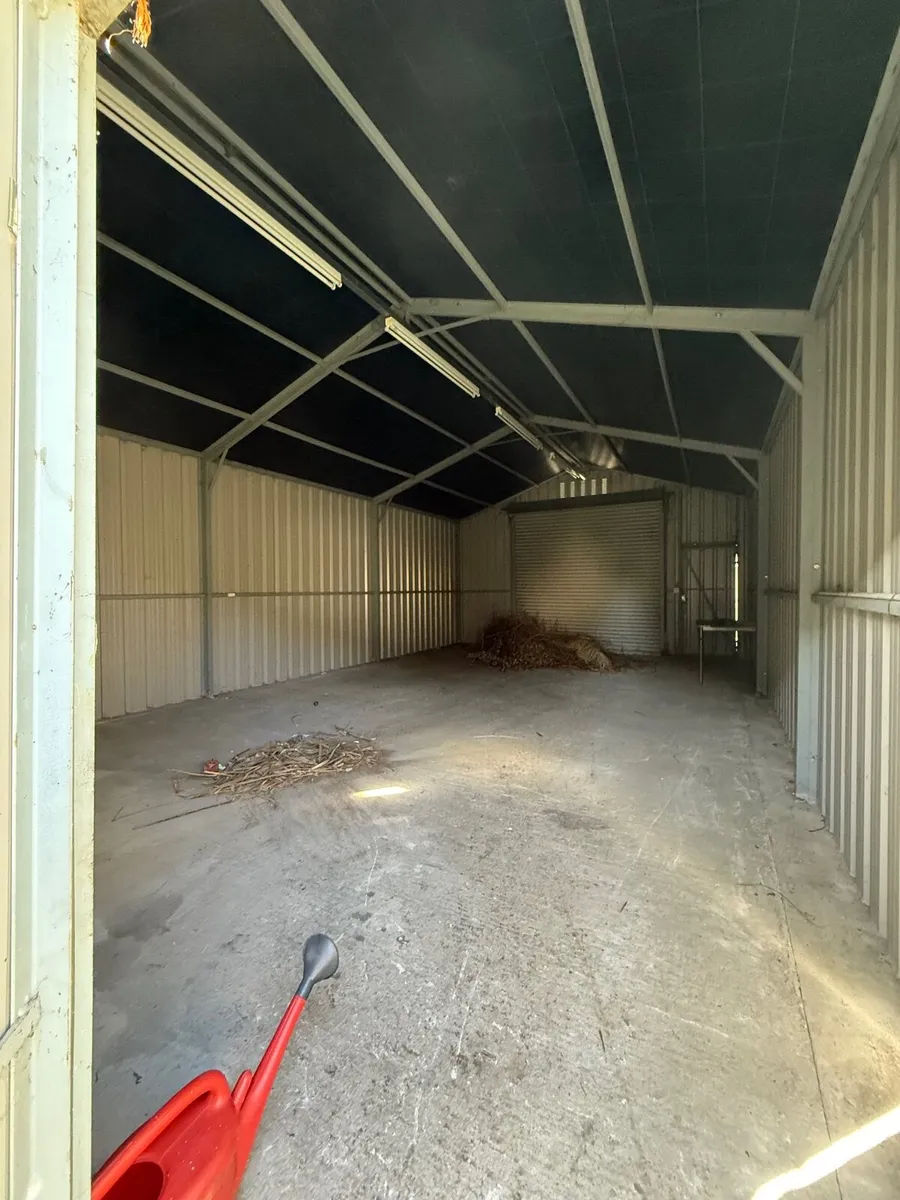 Steel Garage - Image 2