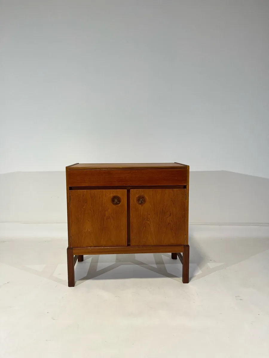 McIntosh mid century cabinet - Image 1