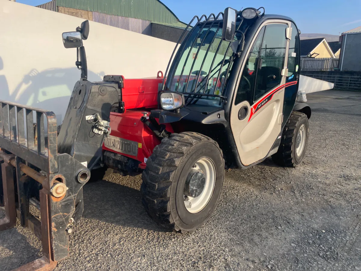 2020 Manitou 625 MT625, very low hours - Image 2