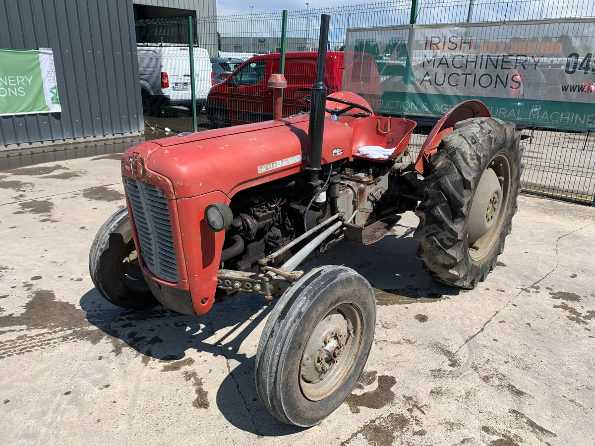 UNRESERVED MASSEY FERGUSON 35X FOR AUCTION - NAAS - Image 1