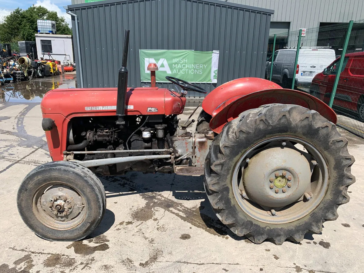 UNRESERVED MASSEY FERGUSON 35X FOR AUCTION - NAAS - Image 2