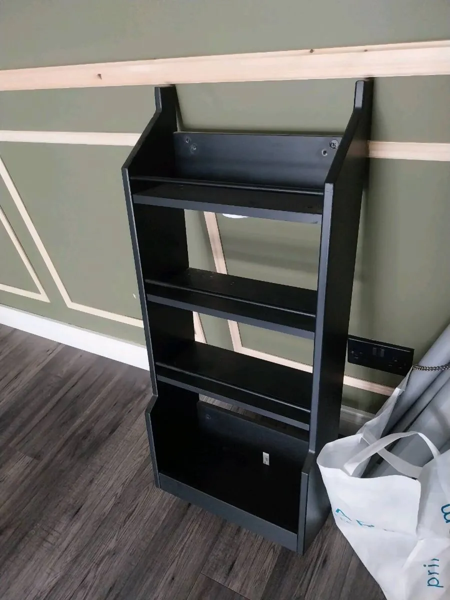 Shelving unit - Image 1