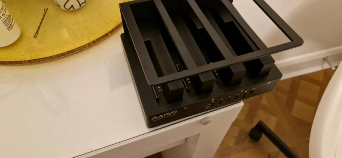 Maiwo 4 Bay Hard Drive Enclosure Sata to USB 3.0 - Image 2