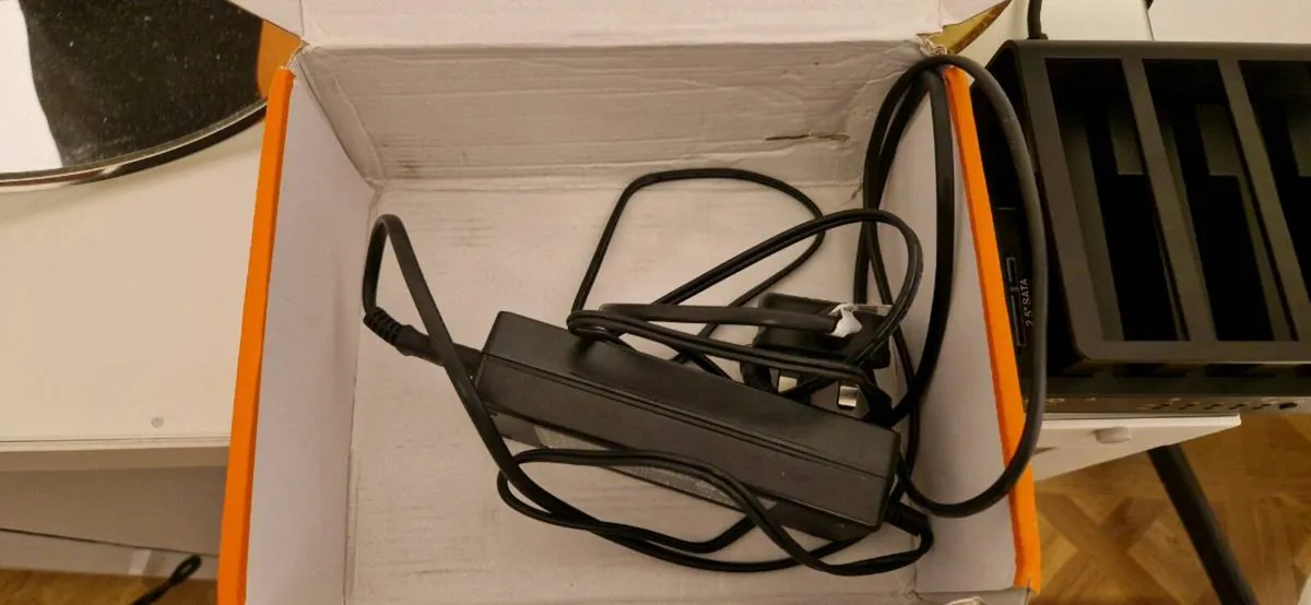 Maiwo 4 Bay Hard Drive Enclosure Sata to USB 3.0 - Image 4