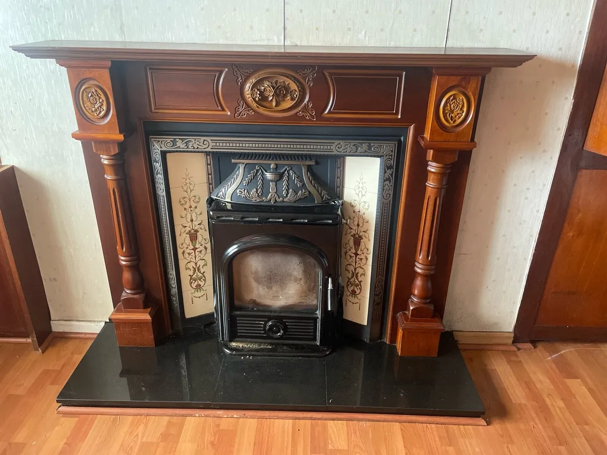 2 x Old Fire places - Image 4