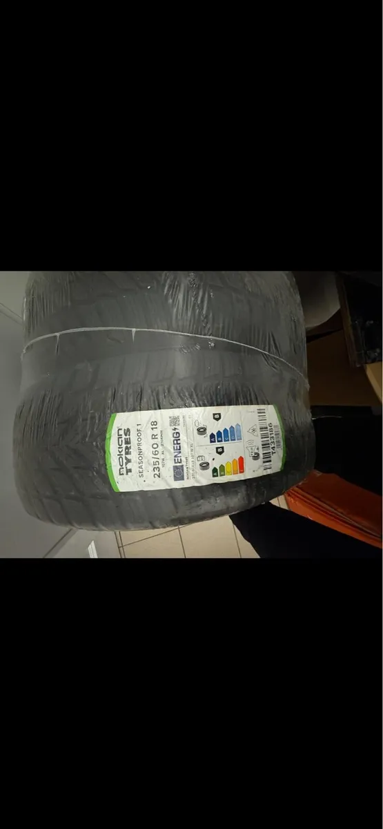 2 Tyres 235/60/18 - Image 3
