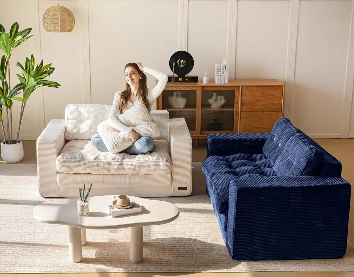 Sofa Bed Loveseat Convertable with 2 Pillows in 1 - Image 2