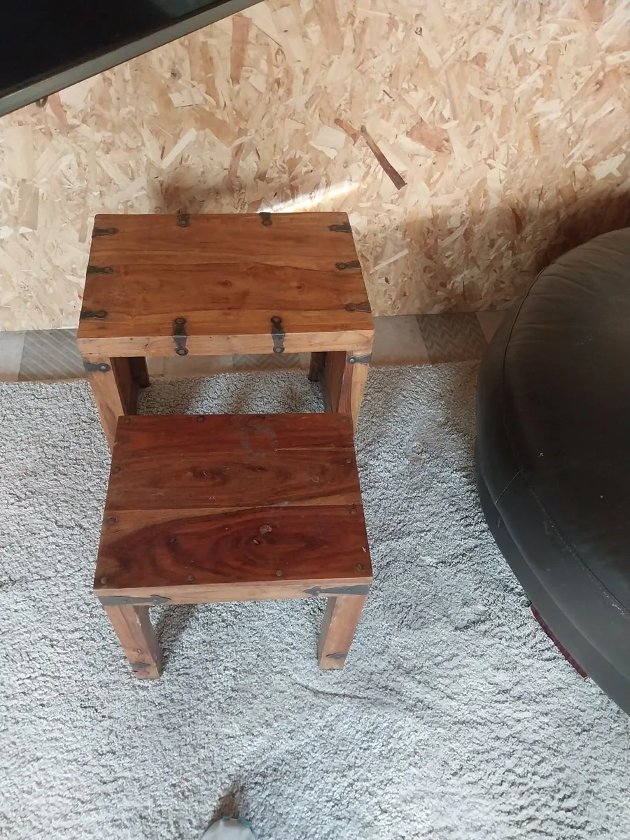 Nest of  tables - Image 1