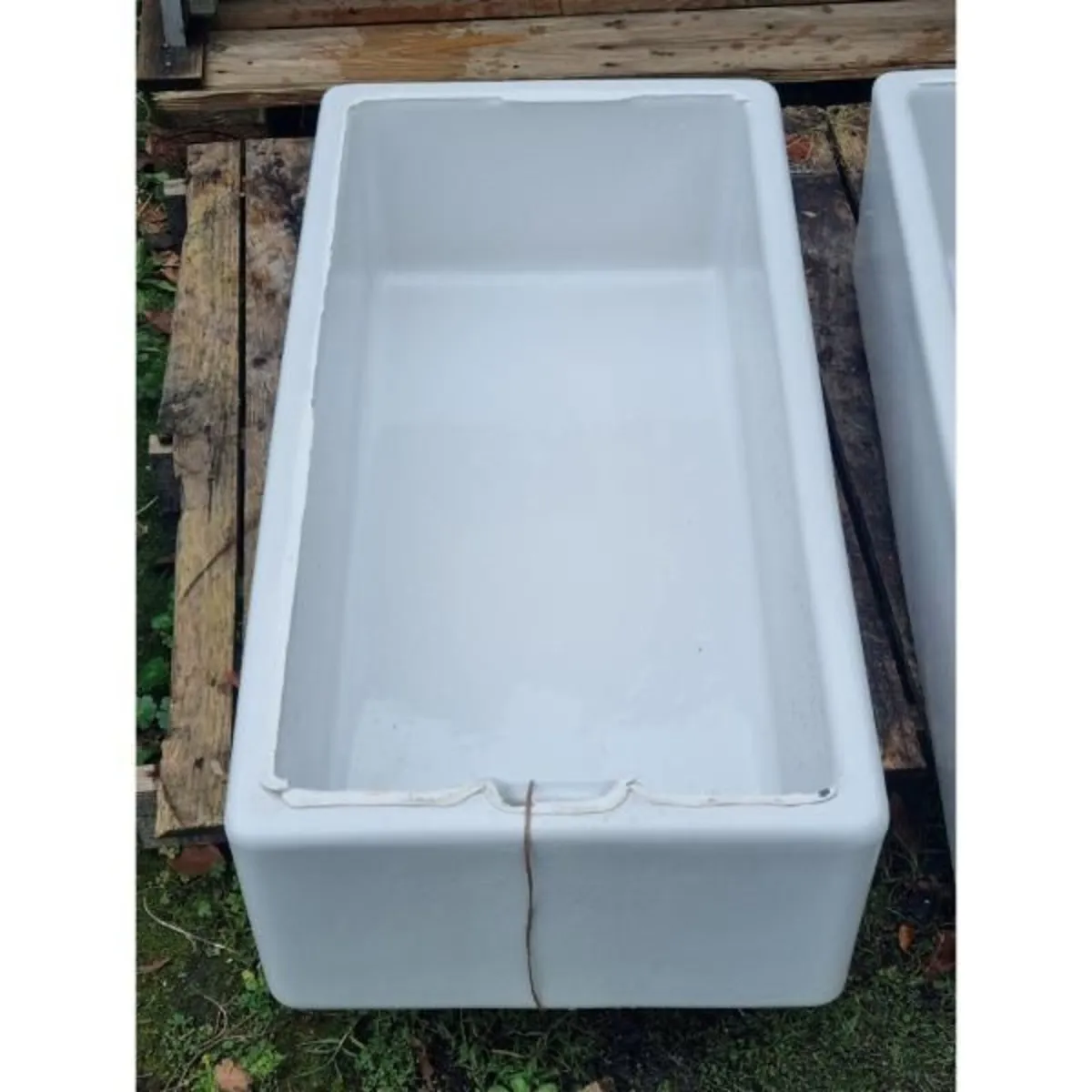 Large Belfast Sink With Brackets KAS1135 - Image 2