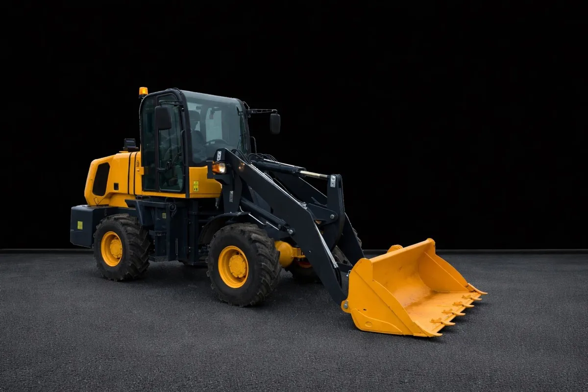 *MACHPRO MP-15 TRACTOR LOADER*** - Image 1