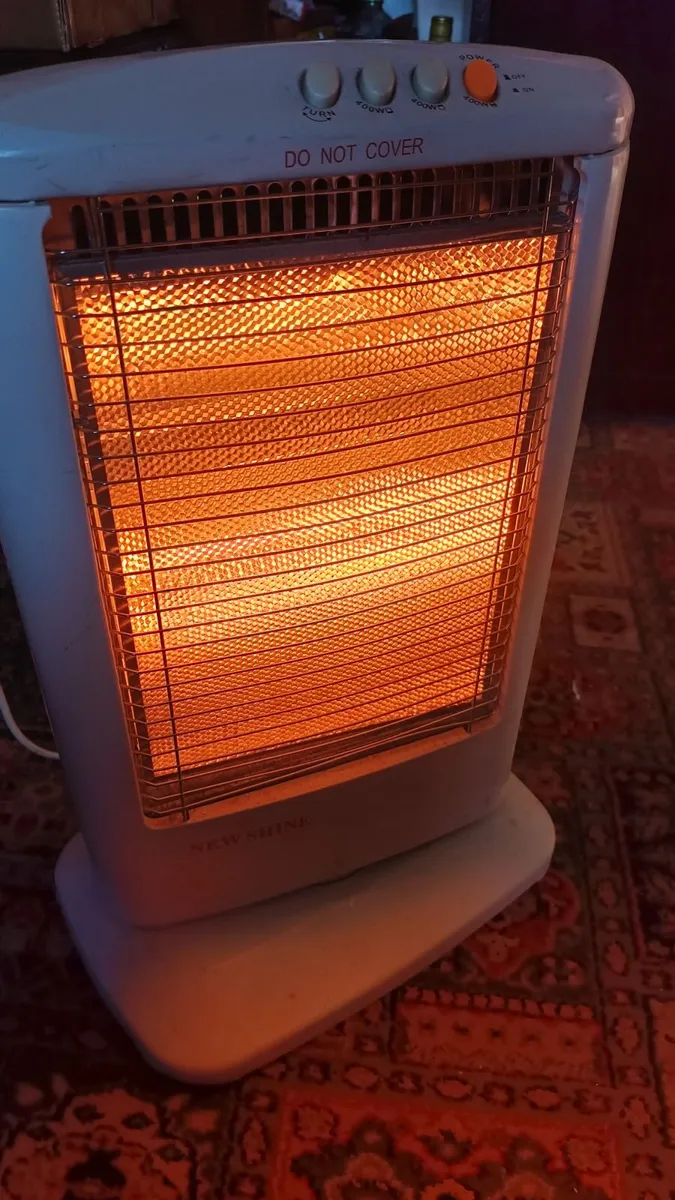 Electric Hallogen Heater - Image 1