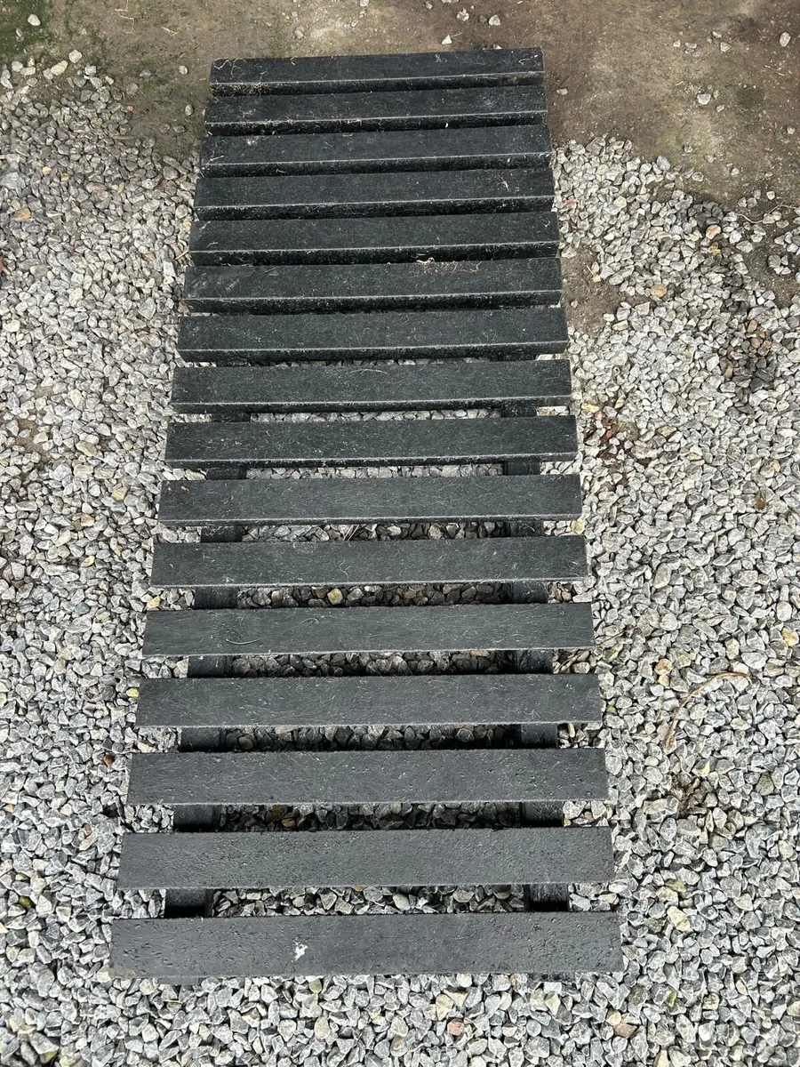 Calf slats - Image 2