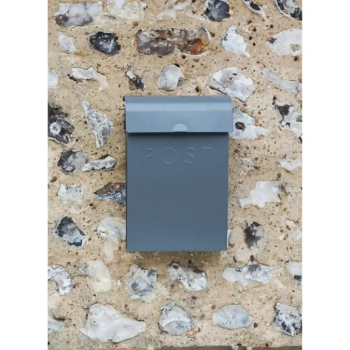 Classic Post box with Lock Charcoal GT-64 - Image 3