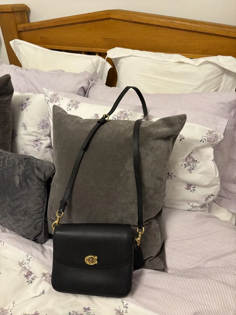 Coach Cassie 19 bag (Black) Crossbody - Image 3