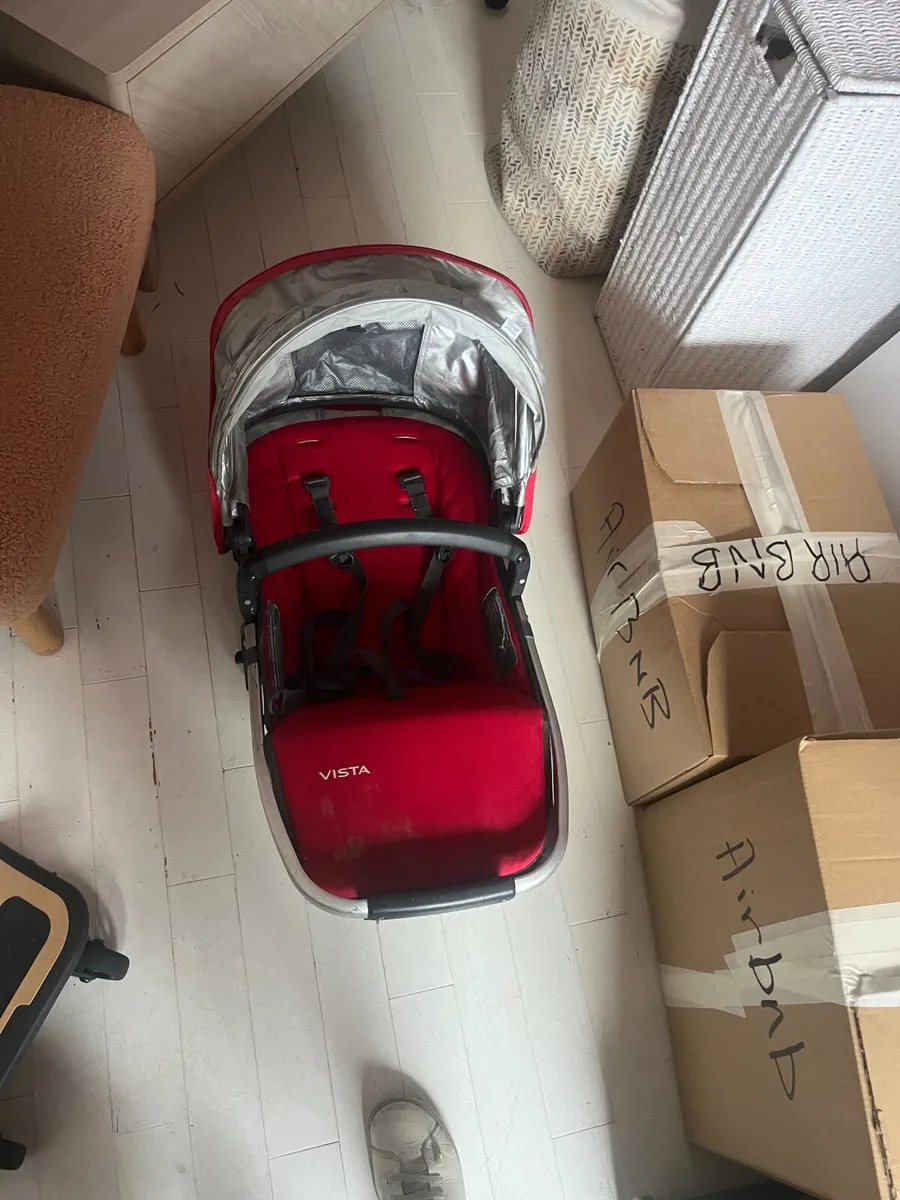 Uppababy vista- toddler seat-buggy board-basinet - Image 2