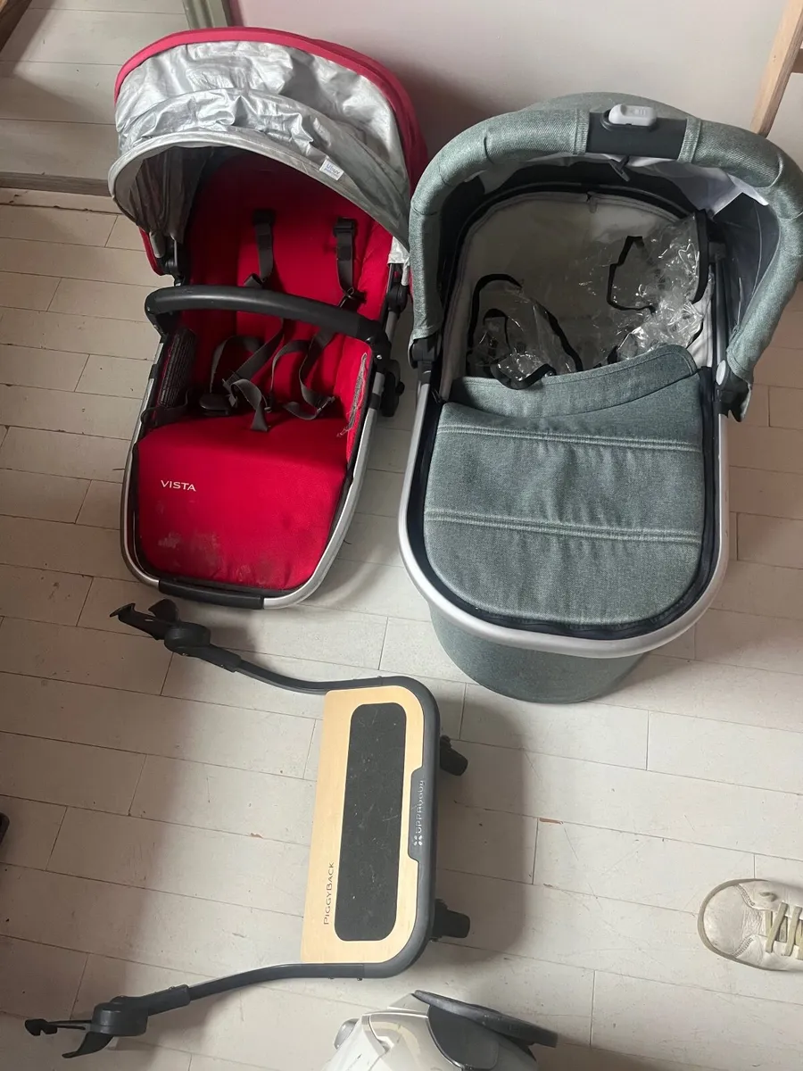 Uppababy vista- toddler seat-buggy board-basinet - Image 1