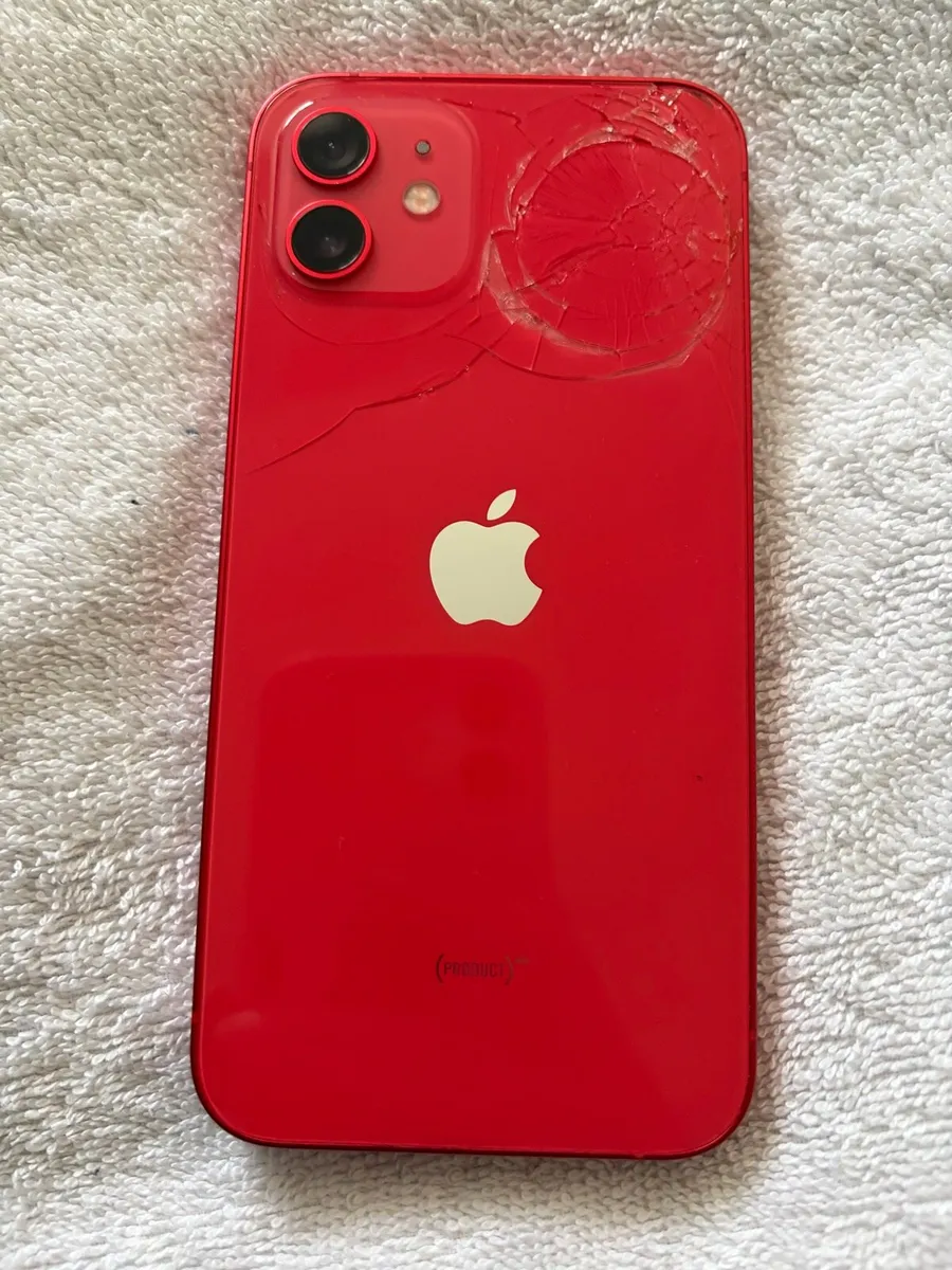 iPhone 12 - Image 3