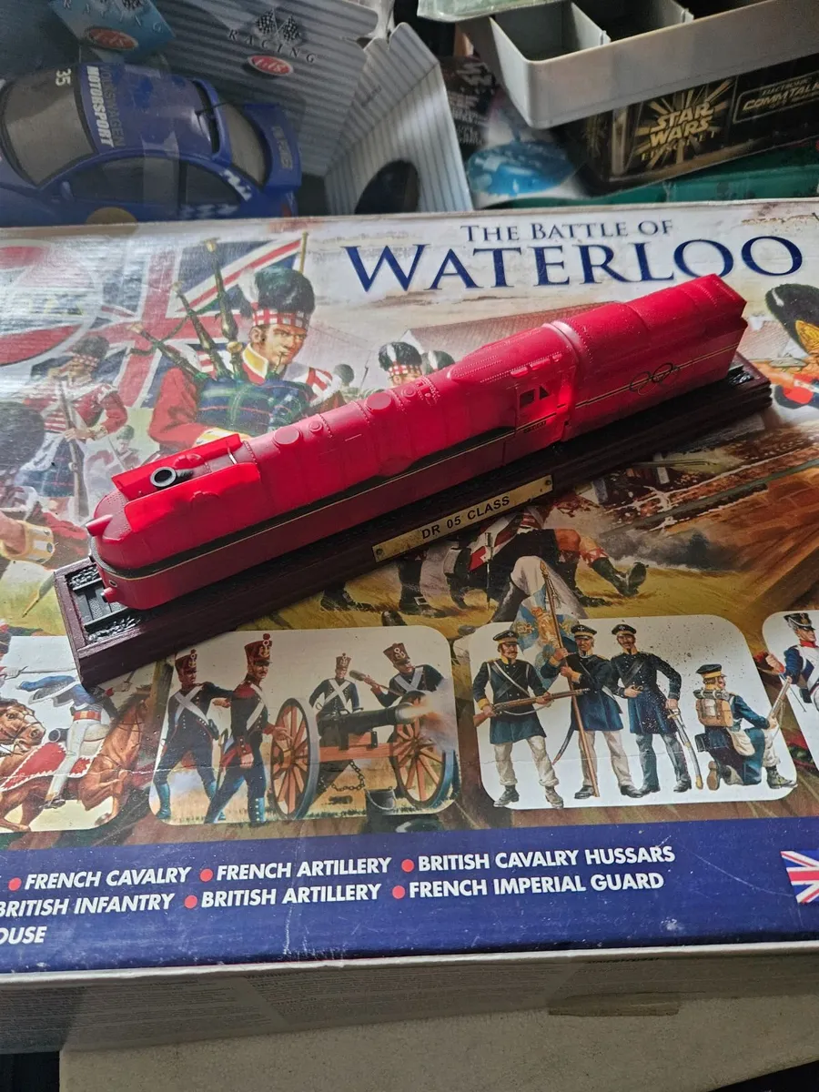 Hornby Atlas Static Display Steam Engine - Image 1