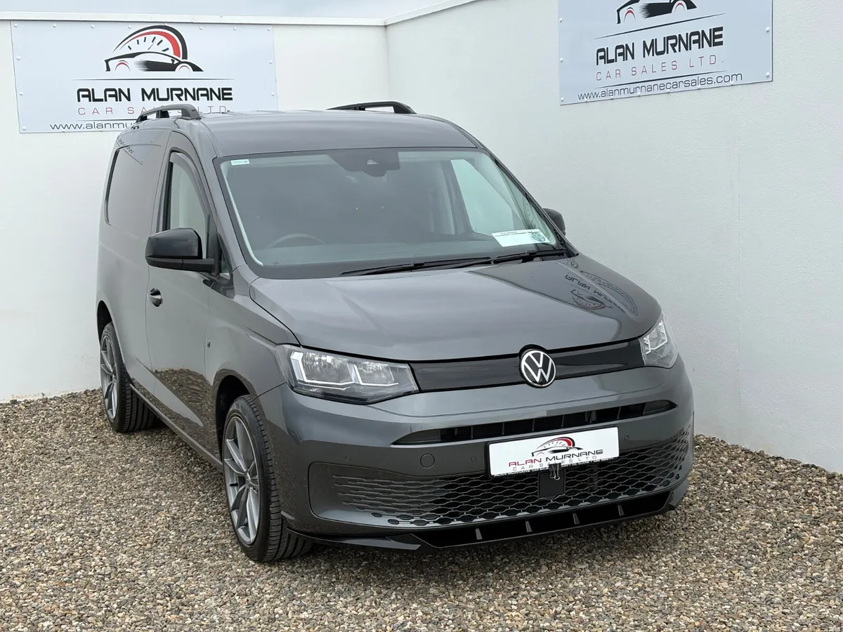 VOLKSWAGEN CADDY CARGO BUSINESS EDITION AUTOMATIC - Image 4