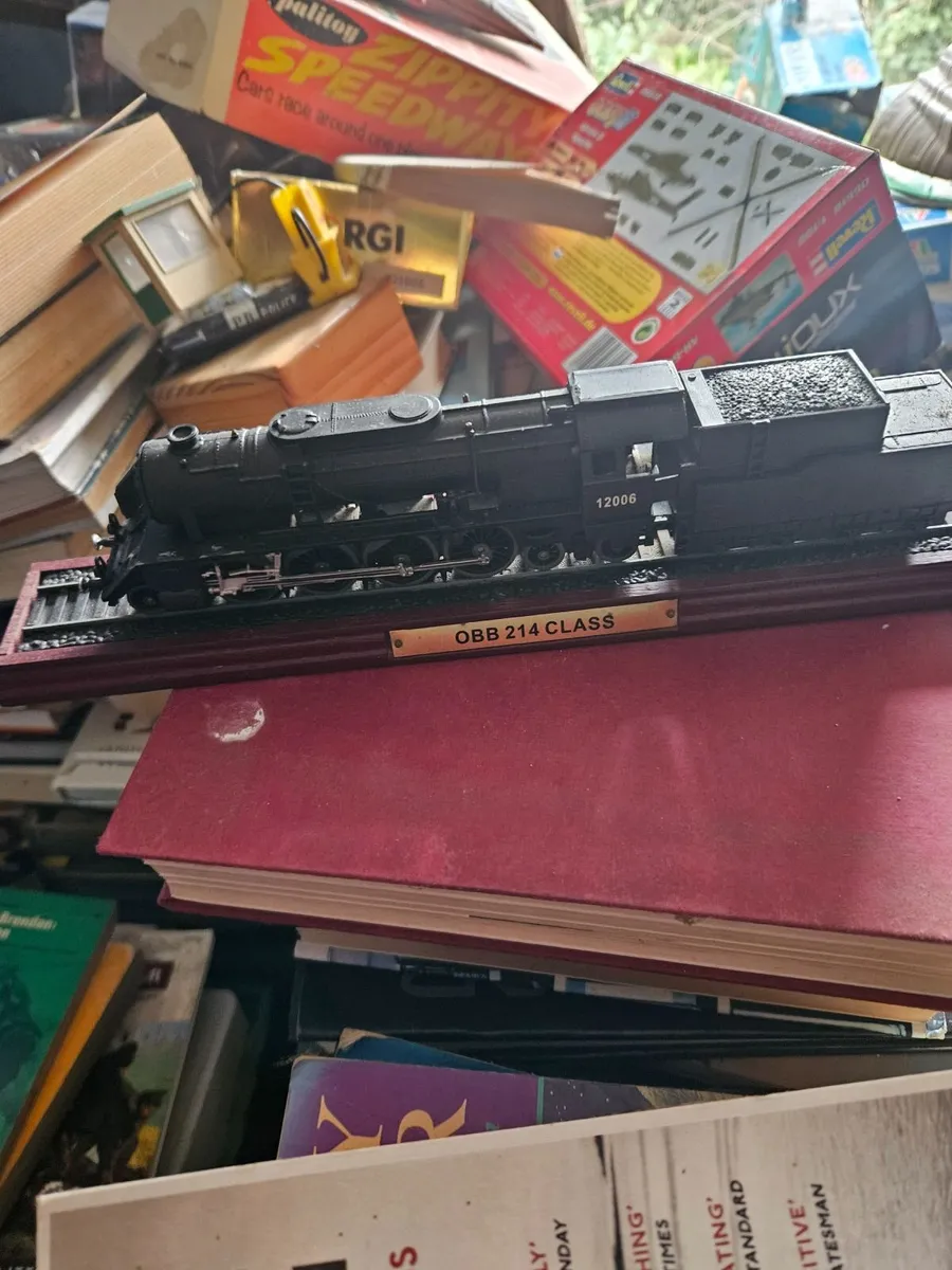 Hornby Atlas Static Steam Engine - Image 1