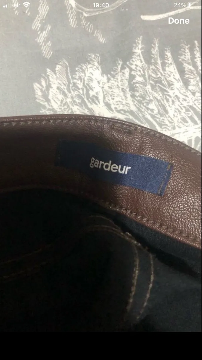 Ladies leather trousers size 12 €15 - Image 4