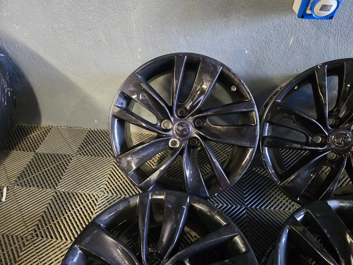 18" Vauxhall Insignia Sri Alloys - Image 4