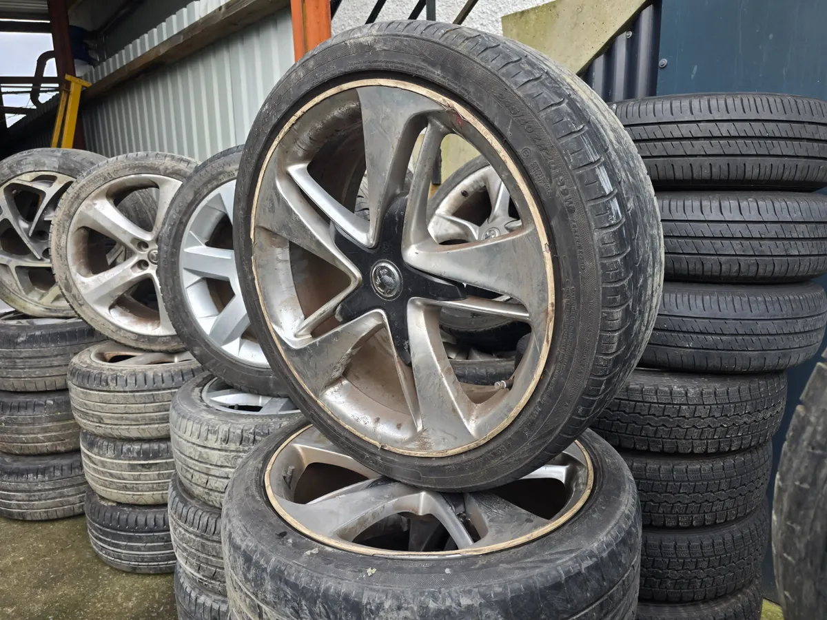 Selection of Used Vauxhall Alloys - Image 2
