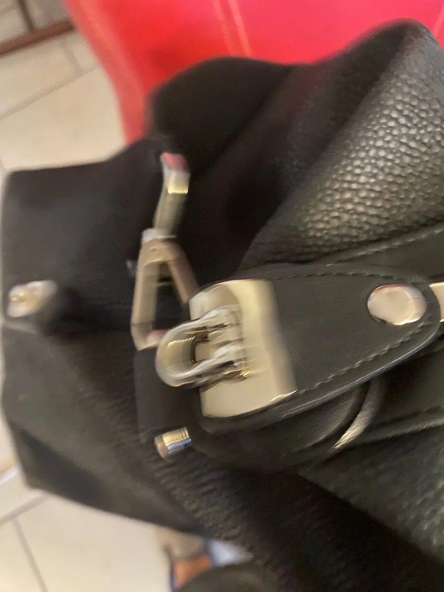 Large Lancôme Hold- All / Travel Bag - Image 4